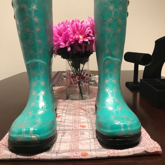 Nomadic Traders Shoes - Nomad Teal Womans Rainboots with Gold Charms